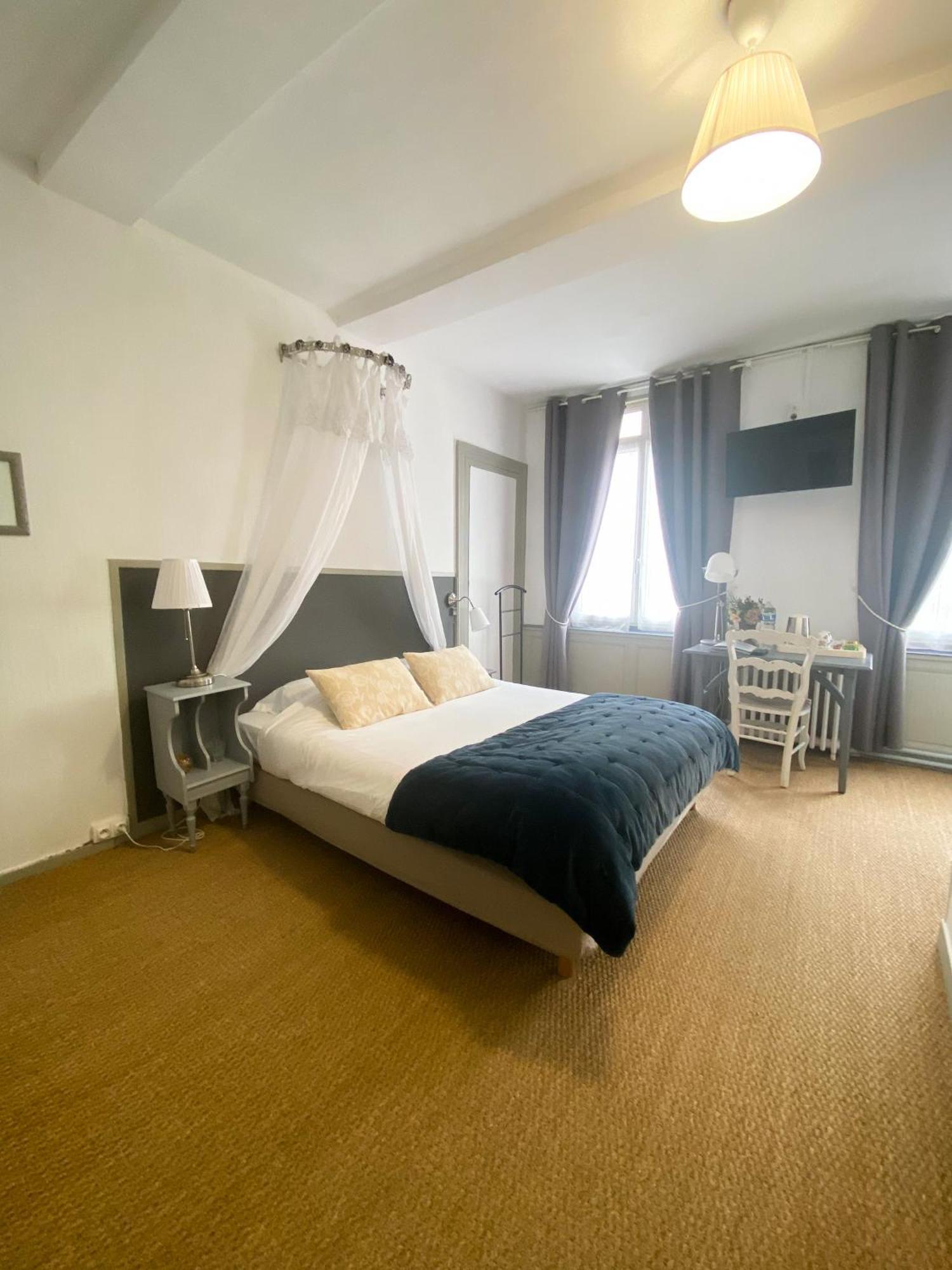 Chambres D'Hotes La Villa Alienor 레장들리 외부 사진