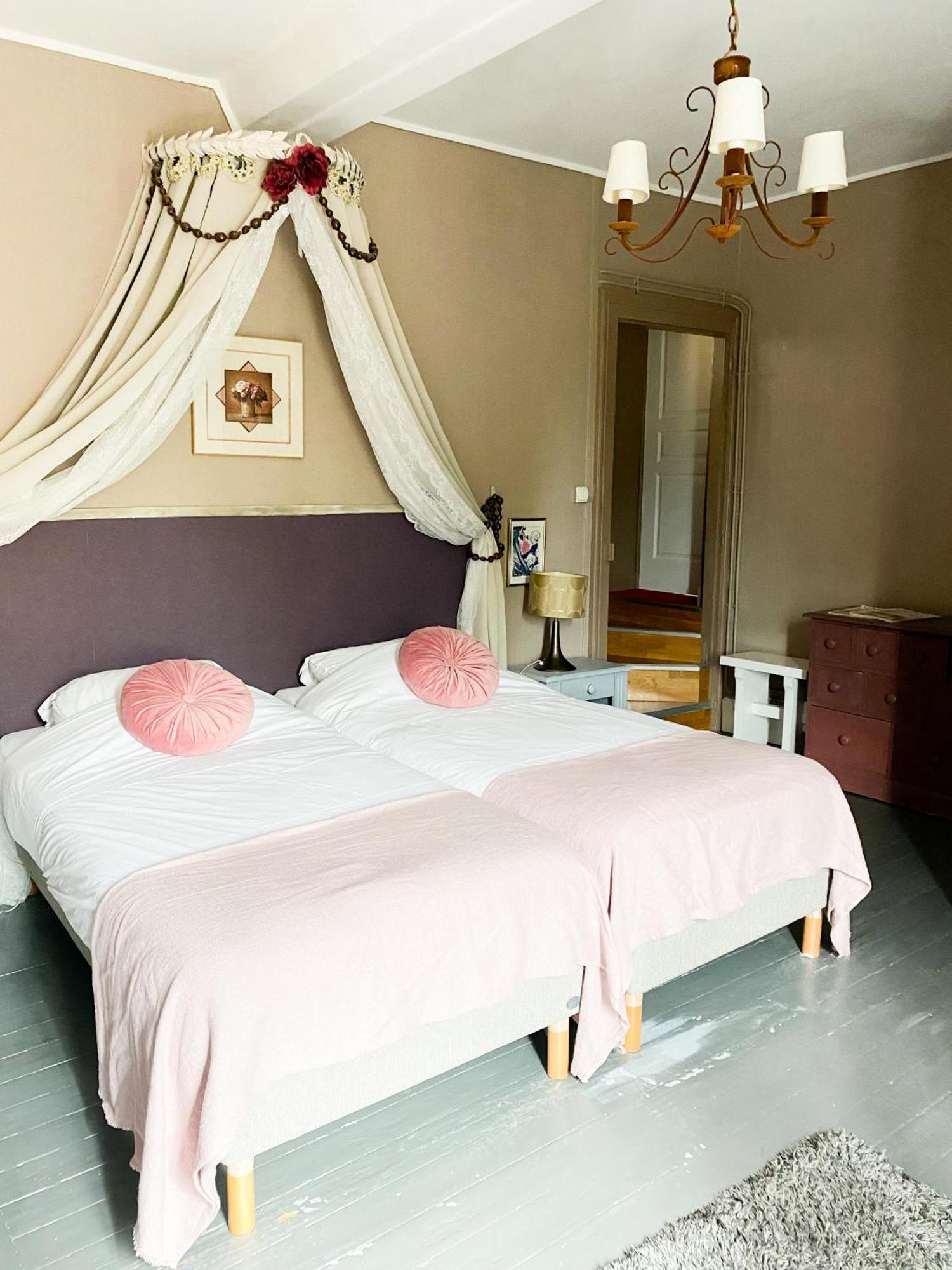 Chambres D'Hotes La Villa Alienor 레장들리 외부 사진