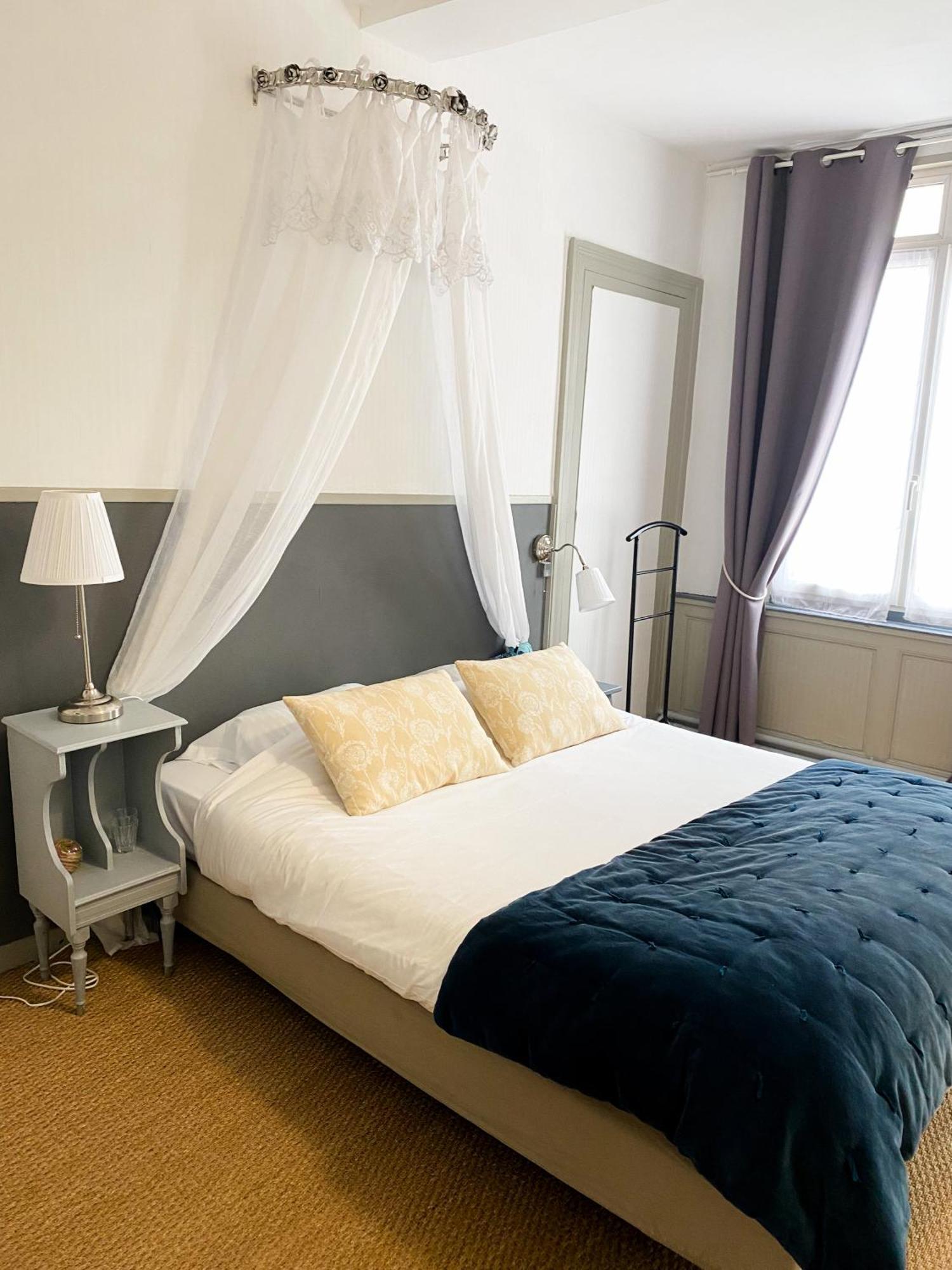 Chambres D'Hotes La Villa Alienor 레장들리 외부 사진