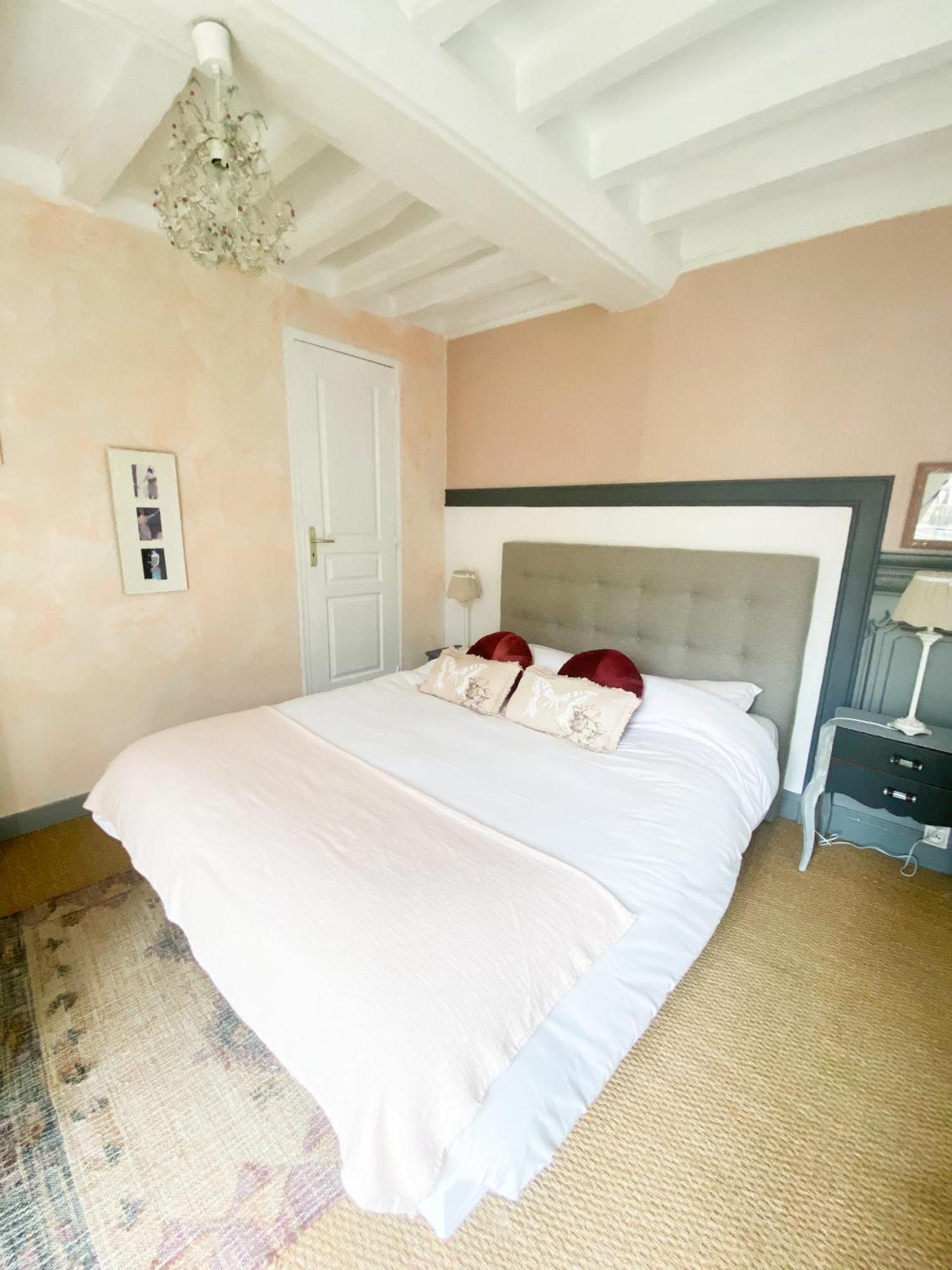 Chambres D'Hotes La Villa Alienor 레장들리 외부 사진