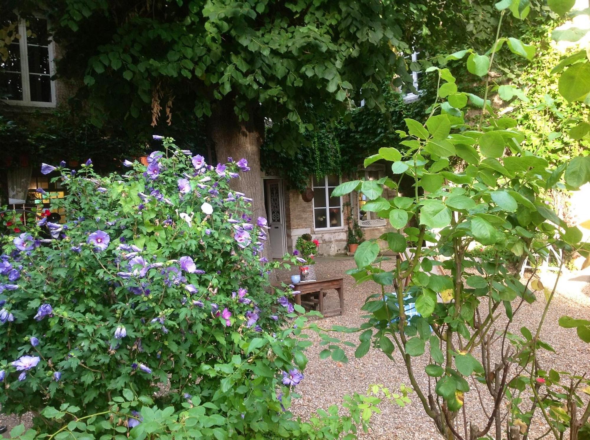 Chambres D'Hotes La Villa Alienor 레장들리 외부 사진