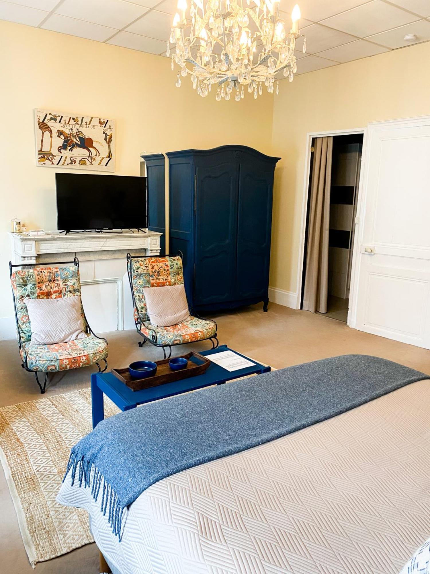 Chambres D'Hotes La Villa Alienor 레장들리 외부 사진