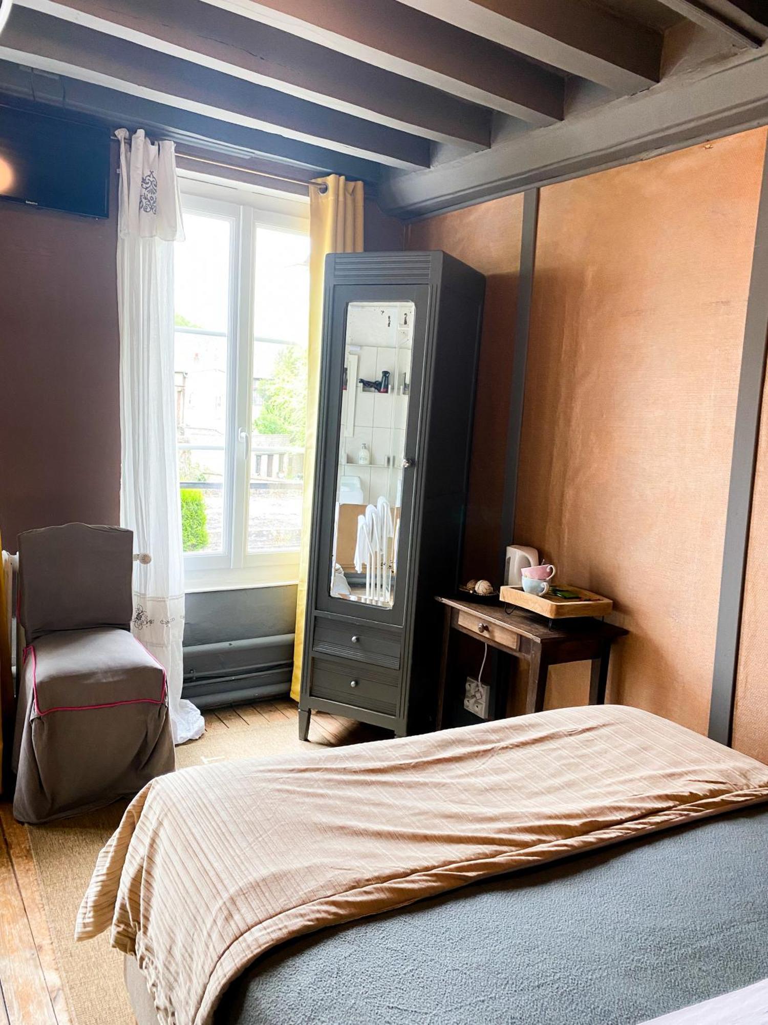 Chambres D'Hotes La Villa Alienor 레장들리 외부 사진