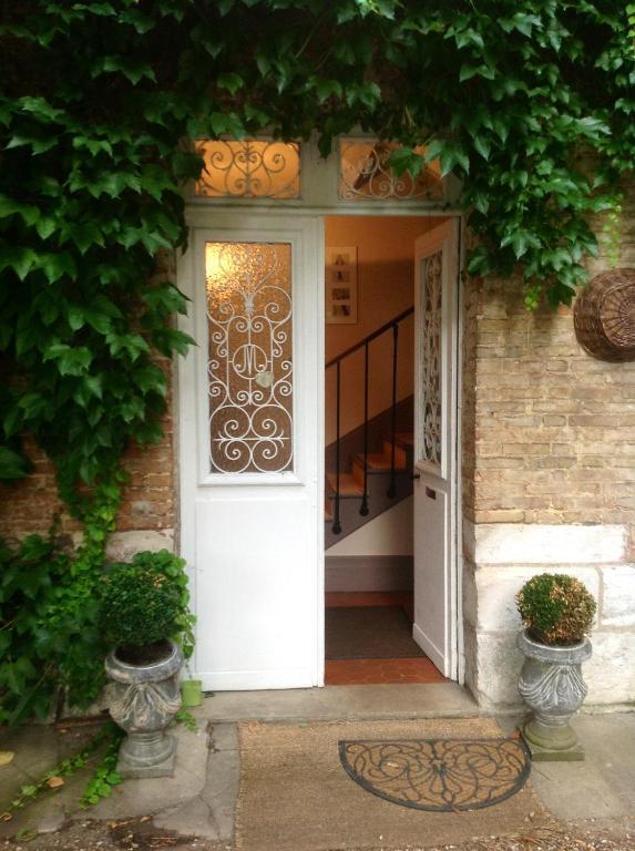 Chambres D'Hotes La Villa Alienor 레장들리 외부 사진